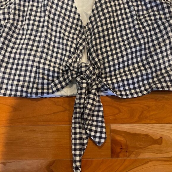 Abercrombie & Fitch Gingham Tie Cropped Linen Blend Top/Shirt - Women's Large - Picture 3 of 4